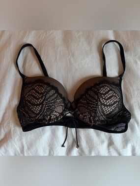 Victorias Secret Very Sexy Push Up Bra